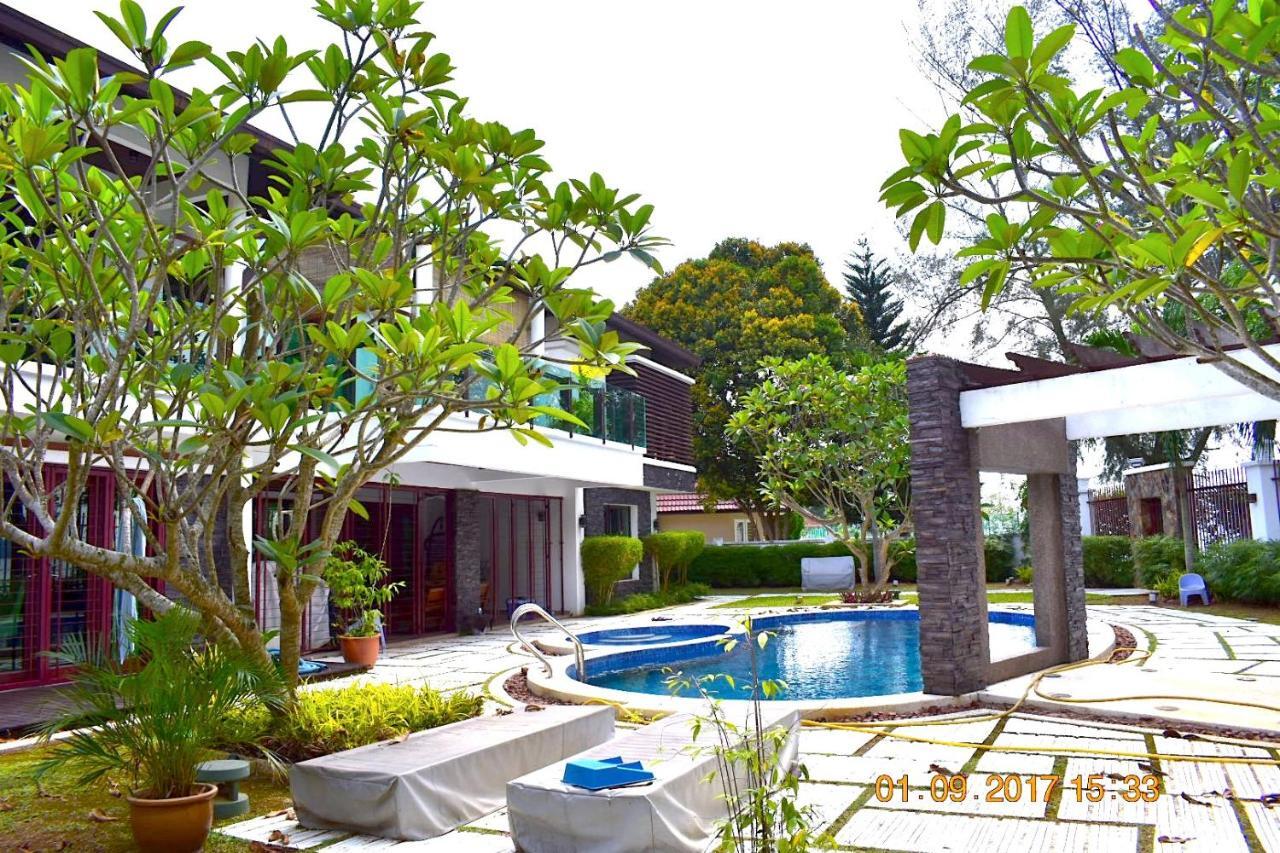 12Haven Stunning Seaside Luxury Villa Pd With Kids Pool Port Dickson Kültér fotó